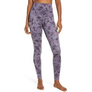 Zella Renew Ultra High Waist Leggings Purple Cadet Mono Floral Size Small NWT
